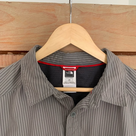The North Face | Men's lightweight button down | sz L | EUC - Picture 2 of 6